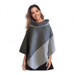 Mantella in pile grigio e inserti in lino