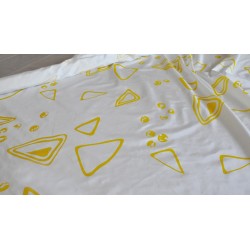 Scampoli in Taffetas bianco con stampa geometrica gialla